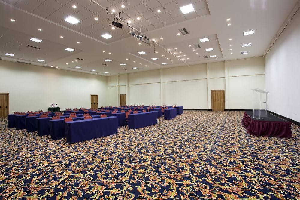 Taua Hotel アチバイア エクステリア 写真